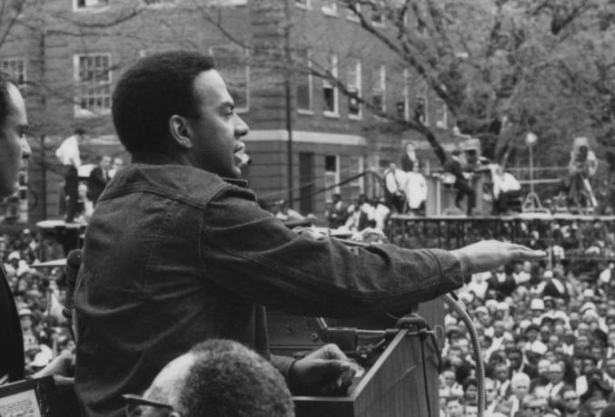 Andrew Young habla en el funeral de MLK