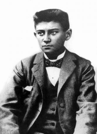 Franz Kafka (1883-1924), escritor checo aquí joven c. 1898