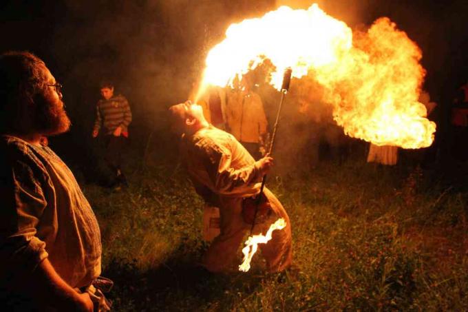Neo-paganos rusos celebran el solsticio de verano