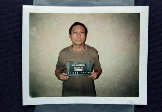 Manuel Noriega mug shot