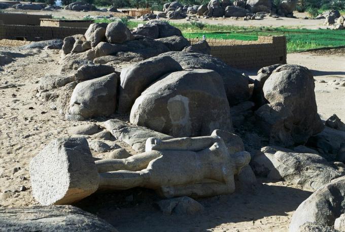 Estatua de Taharqa, Faraón Kushita