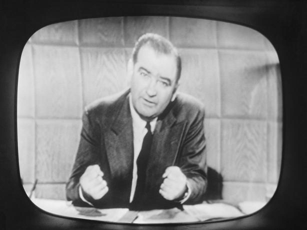 Senador Joseph R. McCarthy en la transmisión de televisión