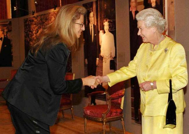 Su Alteza Real la Reina Isabel II organiza una recepción para estadounidenses residentes en el Reino Unido