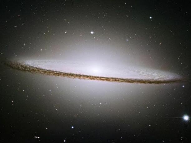 sombrero galaxy