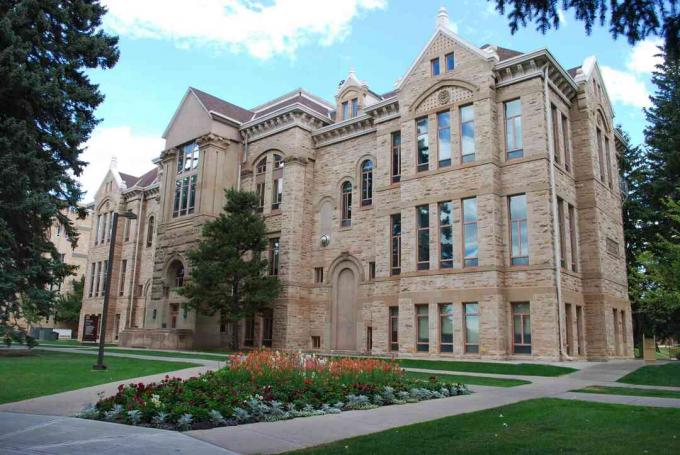 Old Main en la Universidad de Wyoming