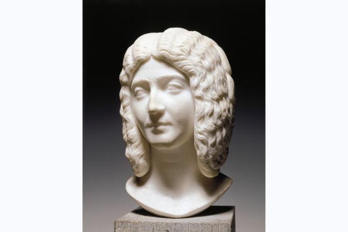 Escultura de fundición de la cabeza de la emperatriz romana Julia Domna, esposa de Septimio Severo, hermana de Julia Maesa